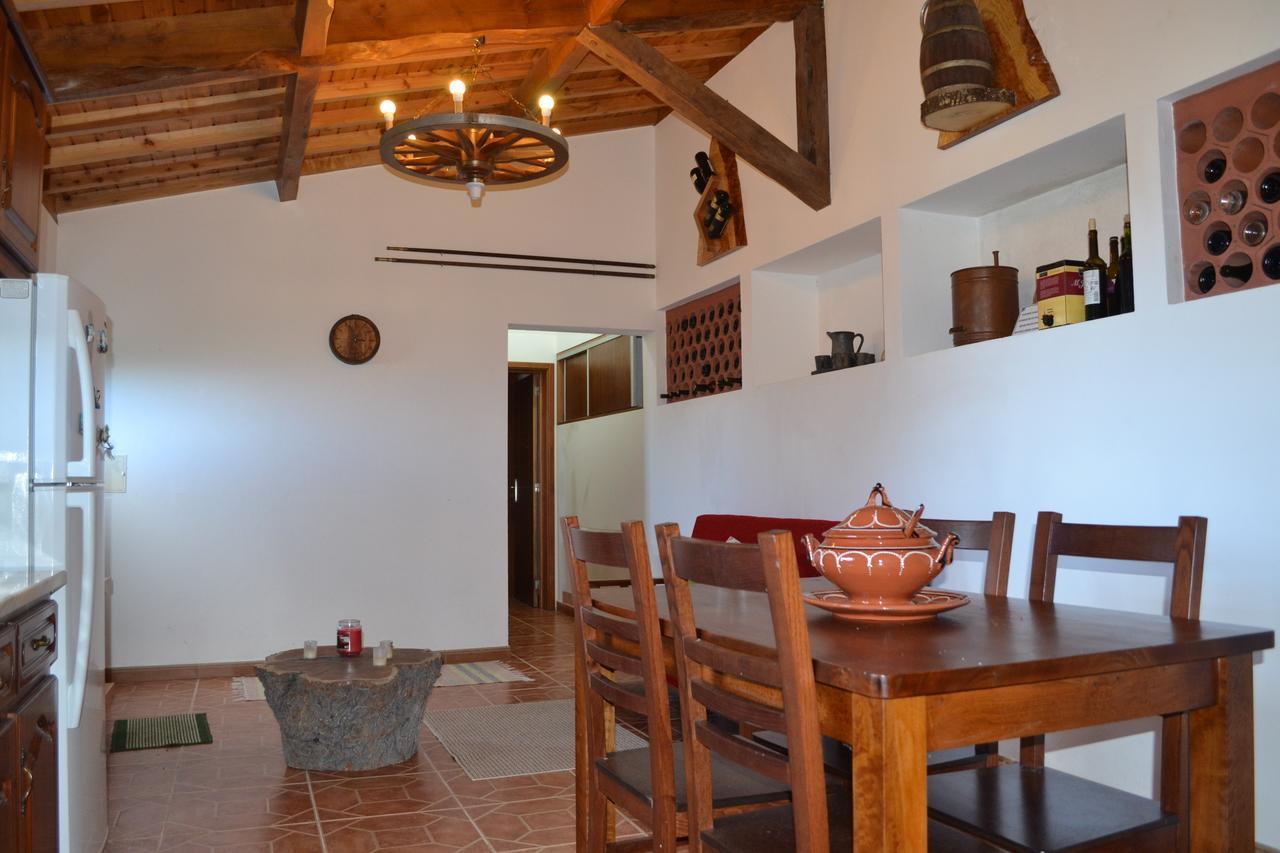 Adega Mendes Villa Porto Martins Bagian luar foto