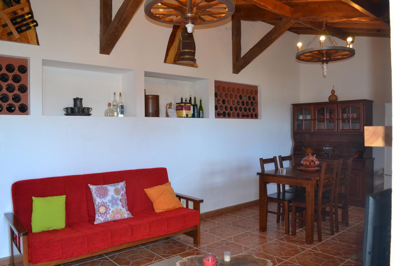Adega Mendes Villa Porto Martins Bagian luar foto